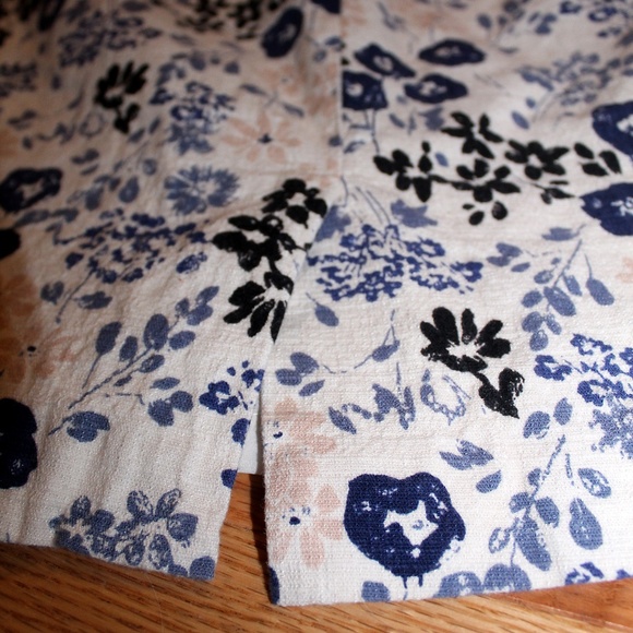 Women's Ann Taylor Petite Pencil Skirt (123) - Picture 3 of 4